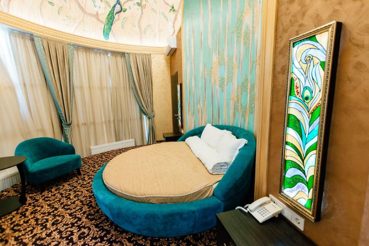Khan-Chinar Hotel Dnepropetrovsk Exterior foto